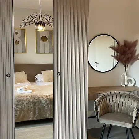 Scala By Moderna Profit- Lakowa 60c- Parking *