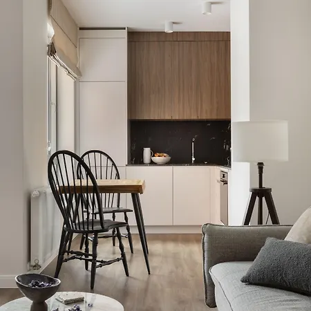 Scala By Moderna Profit- Lakowa 60c- Parking *