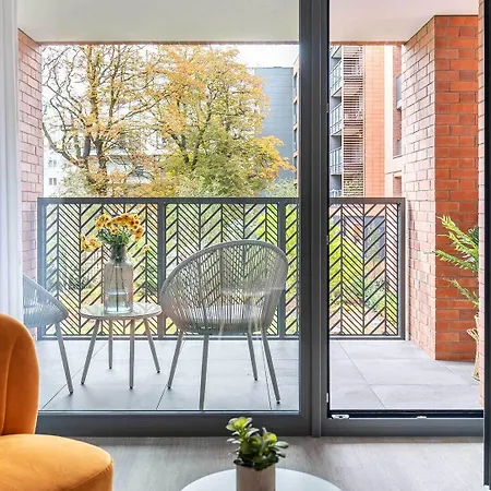 Scala By Moderna Profit- Lakowa 60c- Parking * Gdańsk