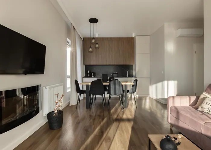 Scala By Moderna Profit- Lakowa 60c- Parking Apartmán *